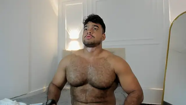 Big furry bear13 online show from January 18, 11:24 am