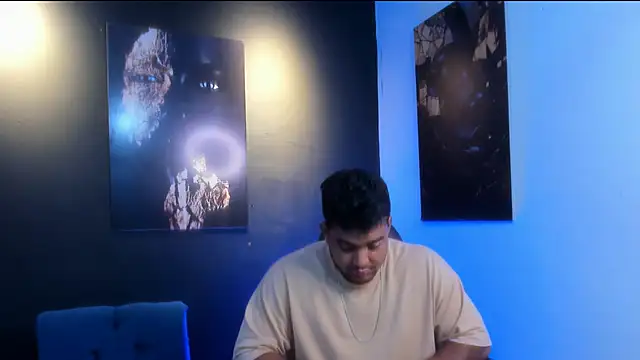 Snapshot of Big_furry_bear13 chatting on October 30, 5:06 am Big furry bear13 online show from October 30, 5:06 am