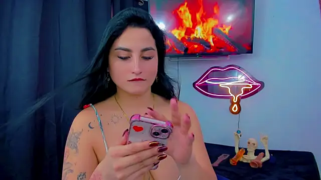 sunshine uwu22 online show from April 3, 6:47 pm