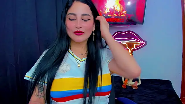 sunshine uwu22 online show from April 14, 5:40 pm