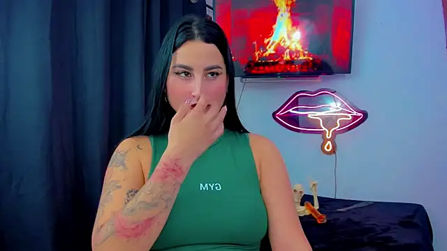 sunshine uwu22 online show from February 23, 6:41 pm