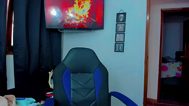 sunshine uwu22 online show from November 18, 7:28 pm