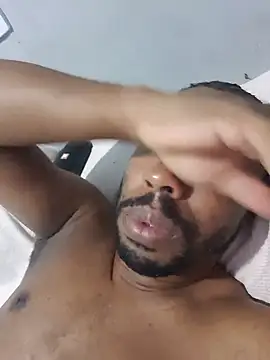 casalsemfrescura2323 online show from February 20, 7:08 pm