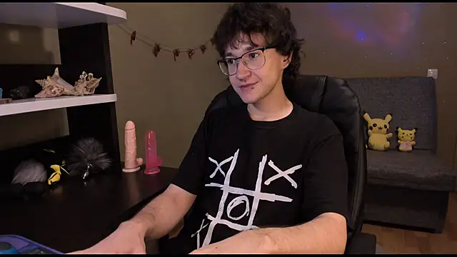 zackstivens online show from February 5, 11:50 pm