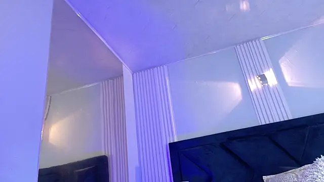 MollyCruz online show from January 18, 10:40 am