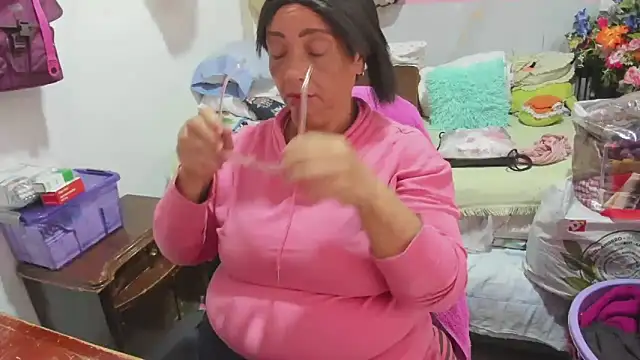 Mrs mommy  online show from March 27, 10:00 pm