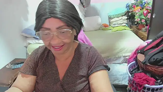 Mrs mommy  online show from April 9, 12:01 am