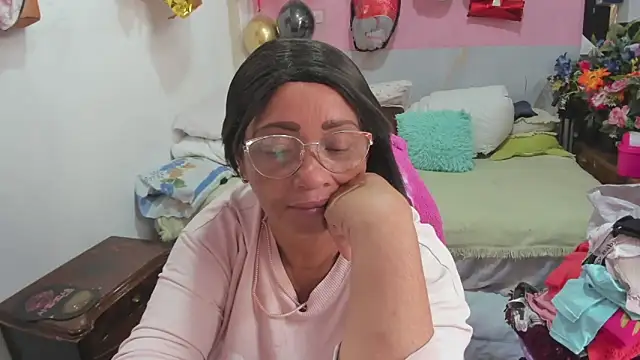 Mrs mommy  online show from March 23, 7:58 pm