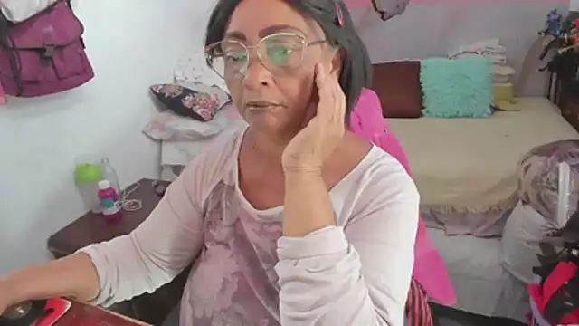 Mrs mommy  online show from April 4, 6:47 pm