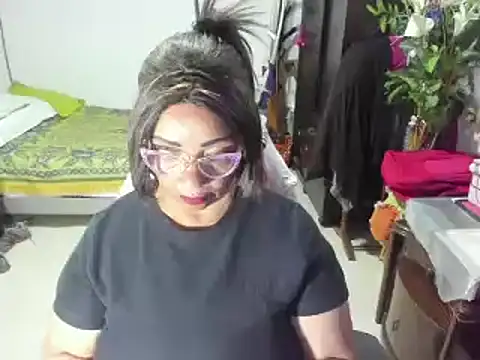 Snapshot of Mrs_mommy_ chatting on March 2, 10:02 pm Mrs mommy online show from March 2, 10:02 pm