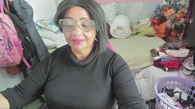 Snapshot of Mrs_mommy_ chatting on May 6, 7:07 pm Mrs mommy online show from May 6, 7:07 pm