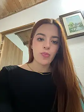 Snapshot of Bellacrox chatting on November 19, 2:44 am Bellacrox online show from November 19, 2:44 am