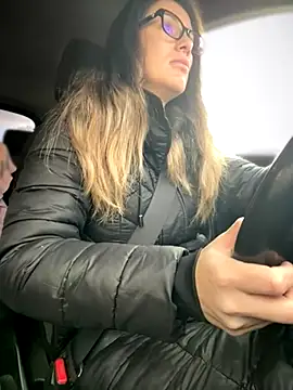 HotXMom online show from December 5, 6:56 am