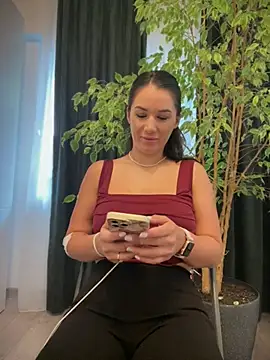 HotXMom online show from July 11, 4:57 am
