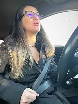 HotXMom online show from April 11, 4:53 am