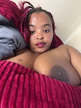 Linahlove online show from May 14, 10:45 am