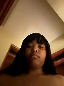 Linahlove online show from October 25, 9:48 pm