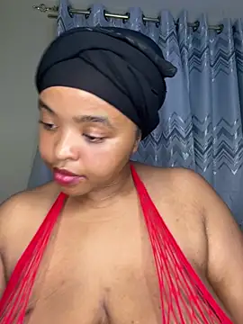 Linahlove online show from February 15, 9:47 pm