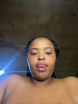 Snapshot of Linahlove chatting on March 2, 7:41 pm Linahlove online show from March 2, 7:41 pm