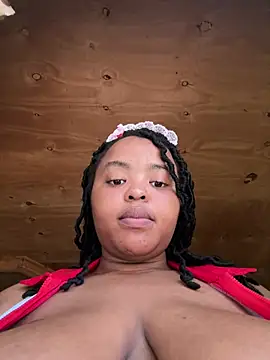 Snapshot of Linahlove chatting on February 23, 9:44 am Linahlove online show from February 23, 9:44 am