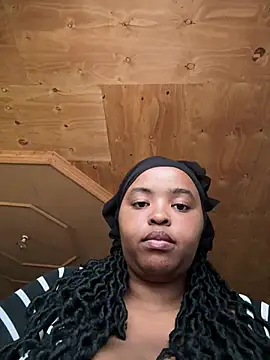 Snapshot of Linahlove chatting on March 18, 8:39 am Linahlove online show from March 18, 8:39 am