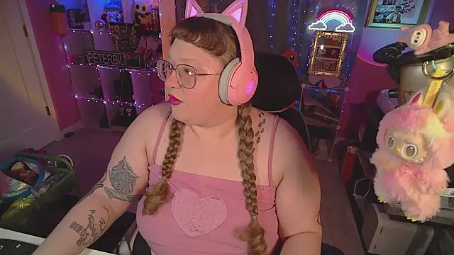 FatVeronica online show from February 13, 3:56 pm