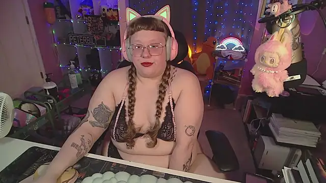 FatVeronica online show from March 24, 5:13 pm
