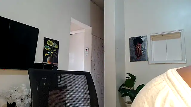 Horny princes online show from March 17, 9:44 am