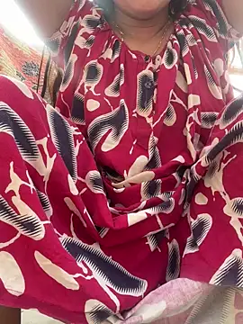 Snapshot of Ishikarana chatting on November 6, 2:04 am Ishikarana online show from November 6, 2:04 am