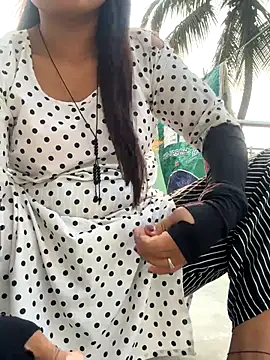 Snapshot of Ishikarana chatting on November 3, 2:06 am Ishikarana online show from November 3, 2:06 am