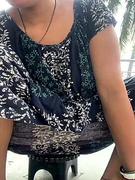 Snapshot of Ishikarana chatting on November 29, 3:50 am Ishikarana online show from November 29, 3:50 am