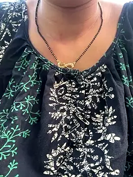 Snapshot of Ishikarana chatting on October 30, 10:57 am Ishikarana online show from October 30, 10:57 am