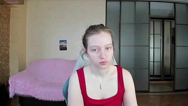 Ksuhesa online show from April 3, 1:01 am