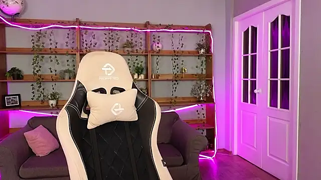 Ksuhesa online show from February 23, 8:04 am