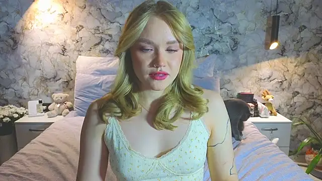 Aurora Golden1 online show from November 10, 5:18 pm