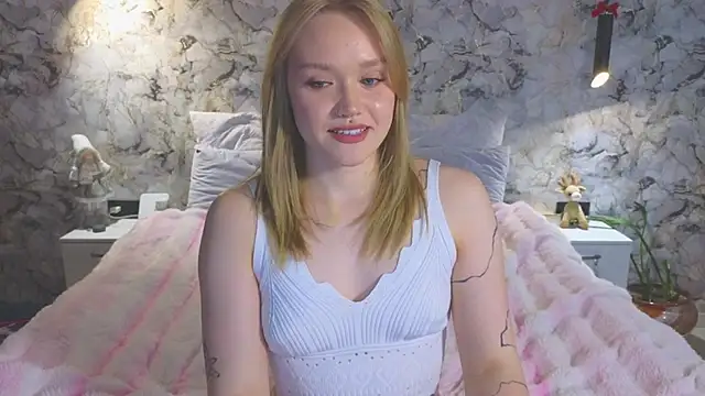 Aurora Golden1 online show from May 29, 12:44 pm