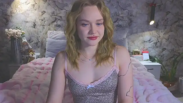 Aurora Golden1 online show from February 21, 5:15 pm