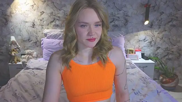 Aurora Golden1 online show from March 20, 1:39 am