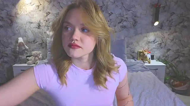 Aurora Golden1 online show from March 26, 12:53 am