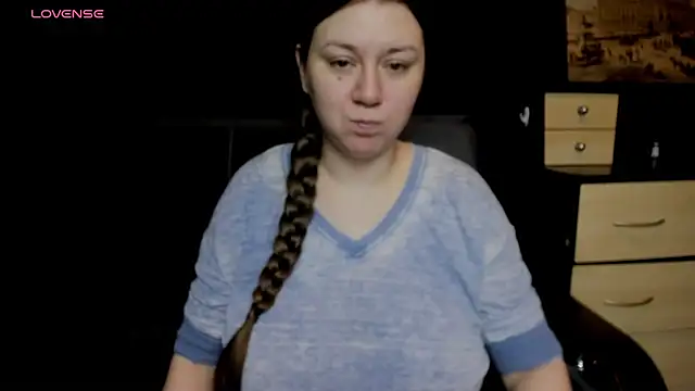 AlisaBacker online show from March 3, 5:20 pm