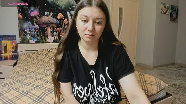 Snapshot of AlisaBacker chatting on September 19, 11:14 am AlisaBacker online show from September 19, 11:14 am