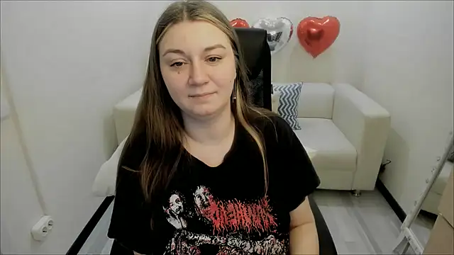 Snapshot of AlisaBacker chatting on February 12, 1:30 am AlisaBacker online show from February 12, 1:30 am