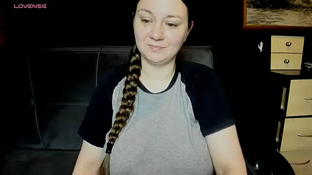 Snapshot of AlisaBacker chatting on July 12, 7:47 pm AlisaBacker online show from July 12, 7:47 pm