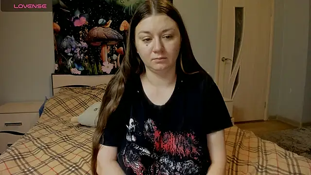 Snapshot of AlisaBacker chatting on November 1, 2:11 pm AlisaBacker online show from November 1, 2:11 pm