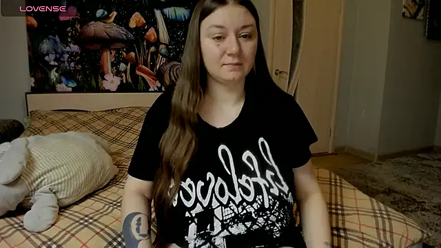 Snapshot of AlisaBacker chatting on November 7, 12:42 pm AlisaBacker online show from November 7, 12:42 pm