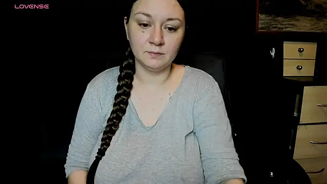 Snapshot of AlisaBacker chatting on July 13, 10:09 pm AlisaBacker online show from July 13, 10:09 pm