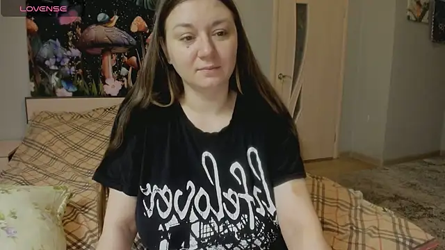 Snapshot of AlisaBacker chatting on October 30, 12:58 pm AlisaBacker online show from October 30, 12:58 pm