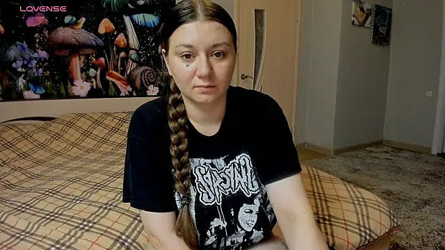 Snapshot of AlisaBacker chatting on September 23, 1:07 pm AlisaBacker online show from September 23, 1:07 pm