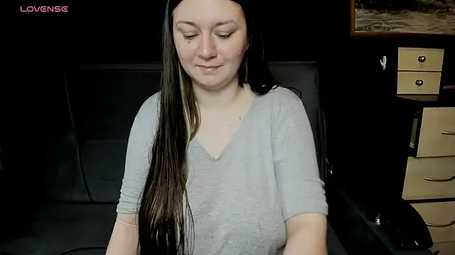 Snapshot of AlisaBacker chatting on June 21, 5:08 pm AlisaBacker online show from June 21, 5:08 pm