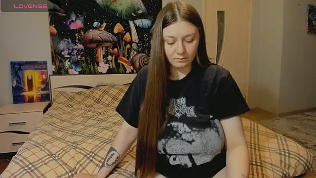 Snapshot of AlisaBacker chatting on September 16, 3:57 pm AlisaBacker online show from September 16, 3:57 pm